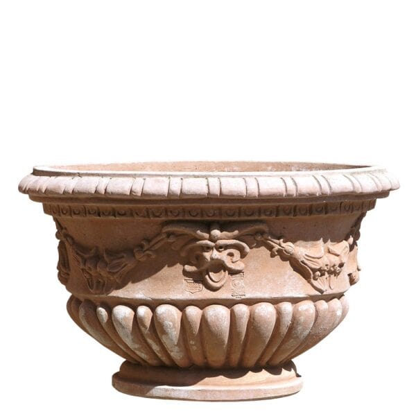 Vaso ovale con satiri